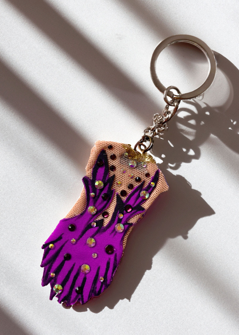 Key ring RG leotard purple