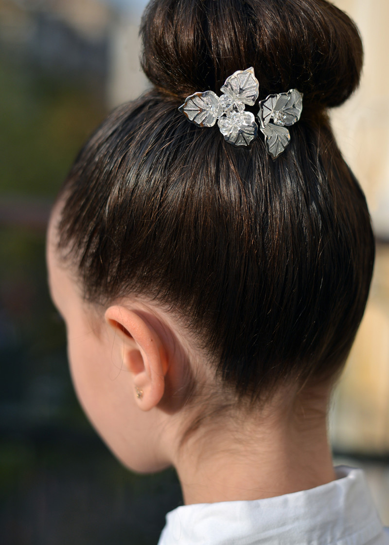 Hairpin with rhinestones