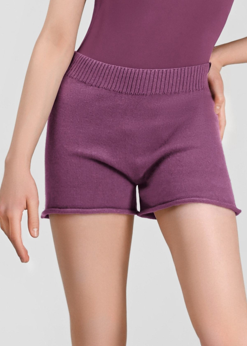 Warm up Shorts WHITNEY HARMONY Grand Prix 50%viscose, 31%polyester, 19%nylon, plum perfect, L