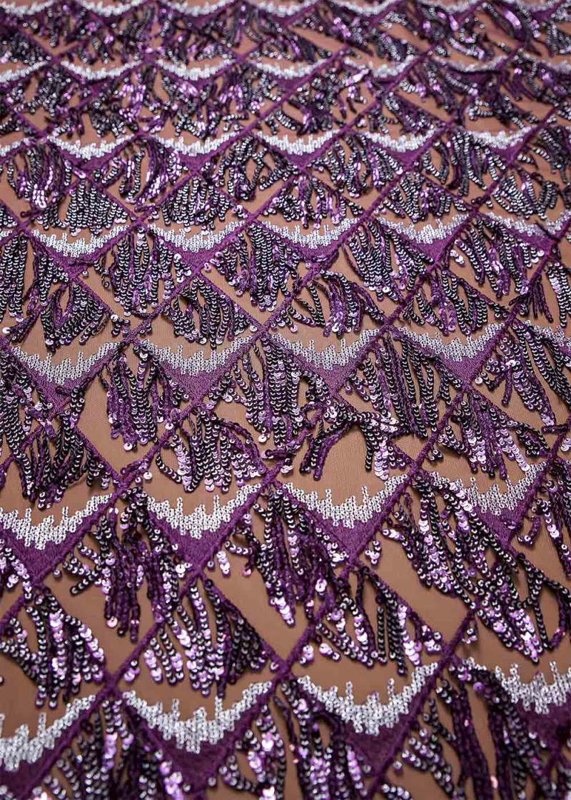 Sequin on net PAMELA 60%polyamide, 40%elastane, Amethyst, 1.3m