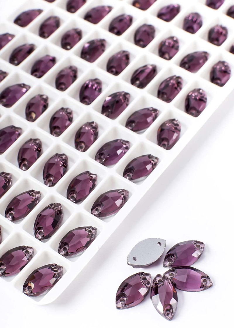 Sew on rhinestones Elizabeth NAVETTE 12 light amethyst