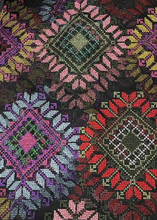 Fatin with decor ROKSOLANA 100%polyester, multicolor, 1.3m